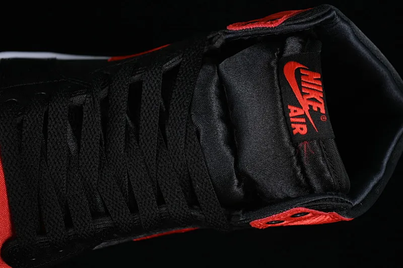 All Categories Air Jordan Jordan Series Basketball Shoes Air Jordan 1 High Air Jordan 1 High OG "Satin Bred" AJ1 Joe 1 Silk Forbidden Wear FD4810-061